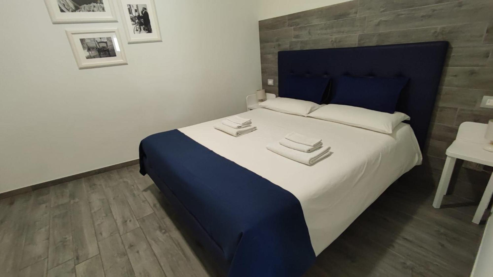 Locanda Degli Angioini Locazione Turistica Hotel Mola di Bari Buitenkant foto