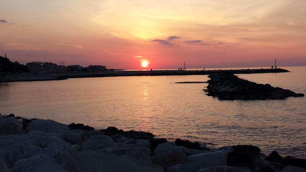 Locanda Degli Angioini Locazione Turistica Hotel Mola di Bari Buitenkant foto